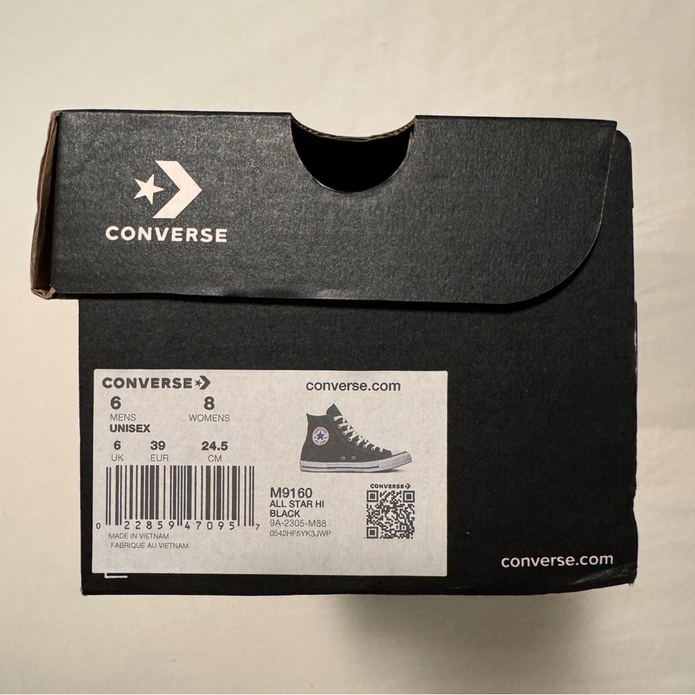 NWT Converse All Star Hi Black (M6/W8)